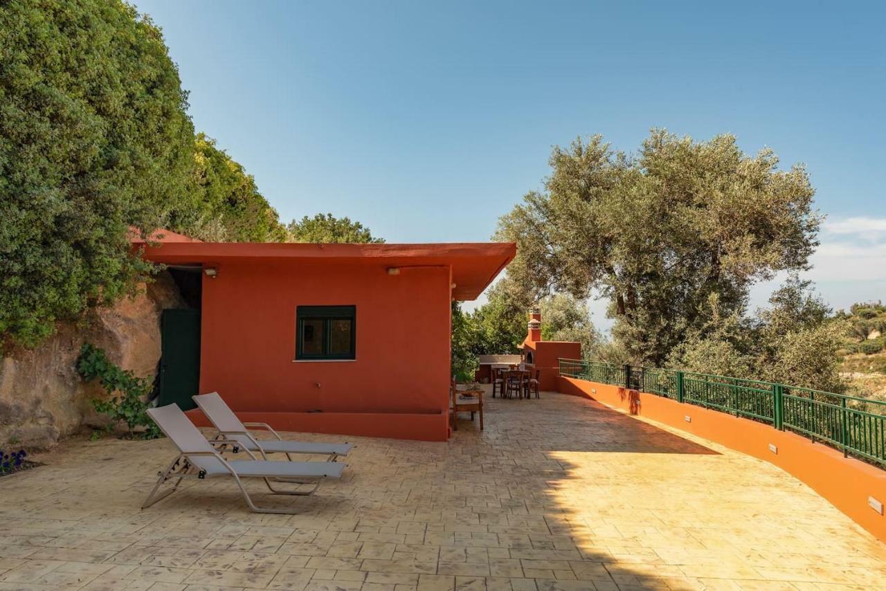 Agapi'S Home Roussospition Exterior photo